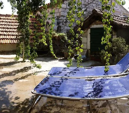 Burgus-antium Villa