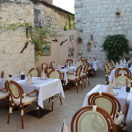 Burgus-antium Trogir