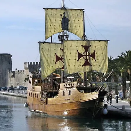 Villa Burgus-antium *